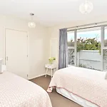 Longmuir - Christchurch Holiday Homes