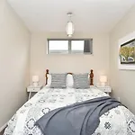 Longmuir - Christchurch Holiday Homes