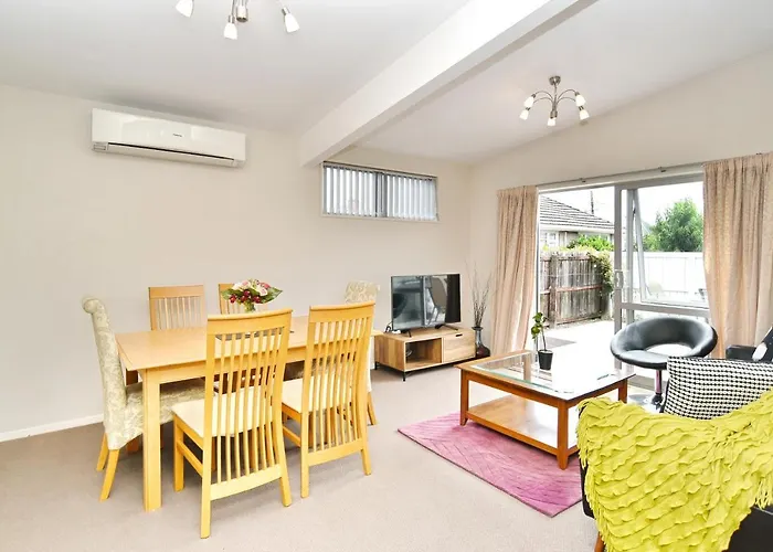 Longmuir - Christchurch Holiday Homes